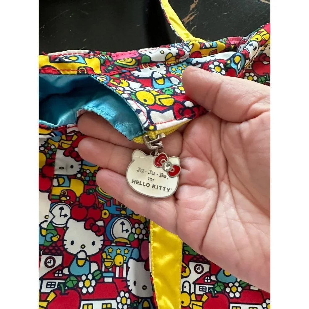 Ju-Ju-be Hello Kitty Tick Tock‎ Super Be Tote